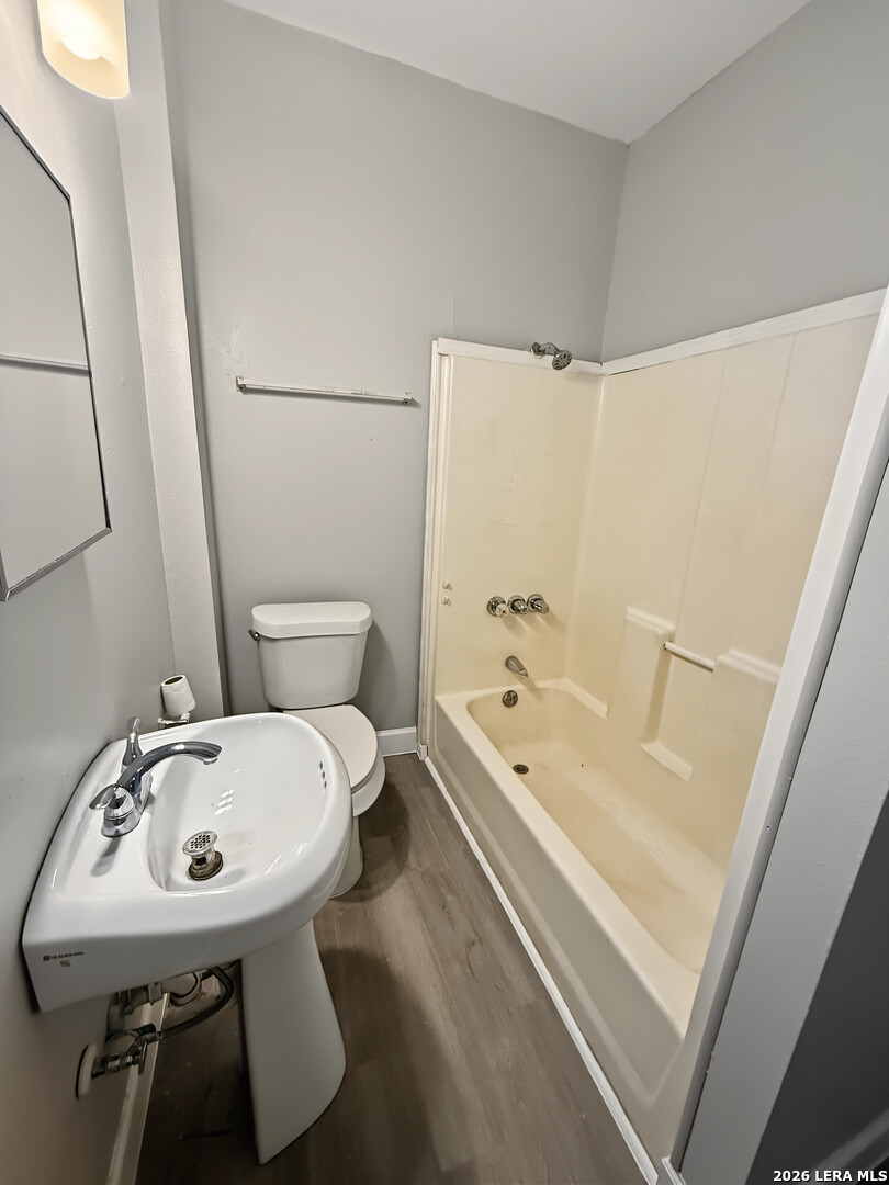 433 W Rosewood Avenue San Antonio TX 78212