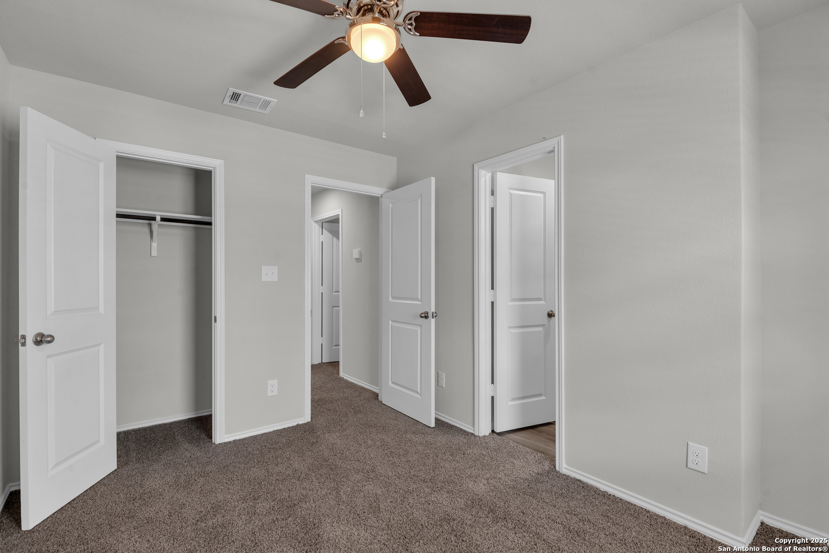 8911 N Fm 1560 305-306 San Antonio TX 78254