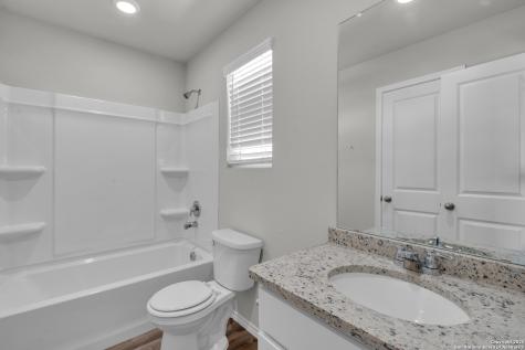 8911 N Fm 1560 305-306 San Antonio TX 78254