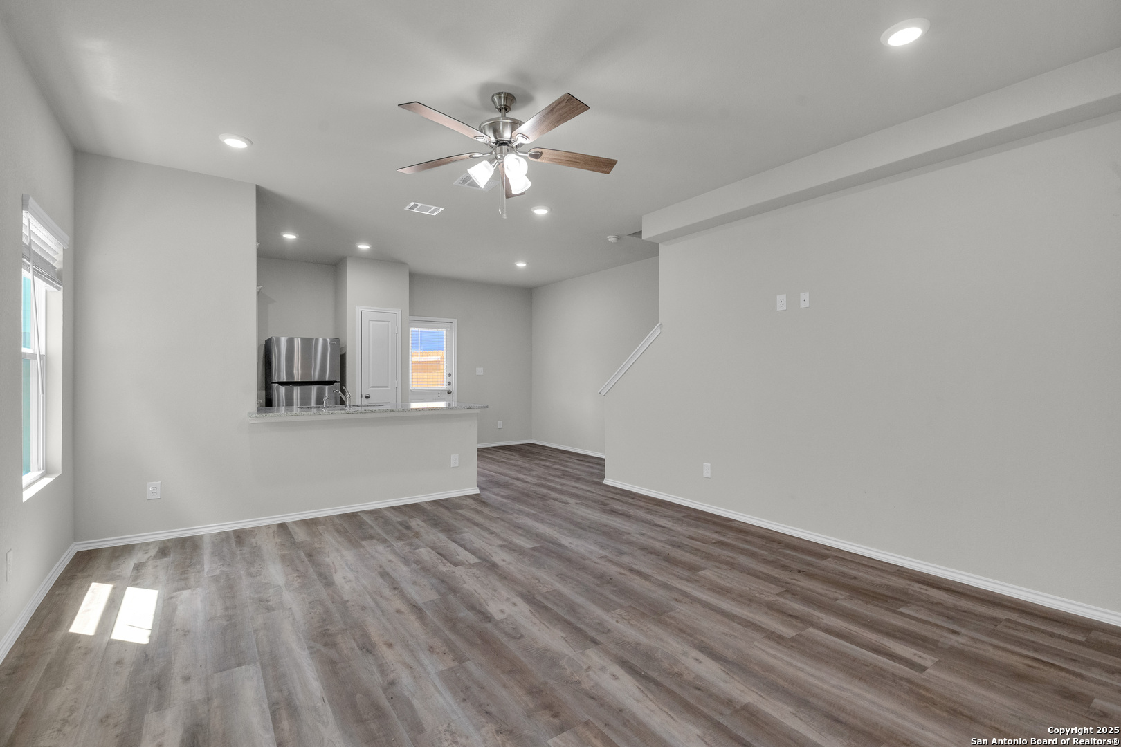 8911 N Fm 1560 305-306 San Antonio TX 78254