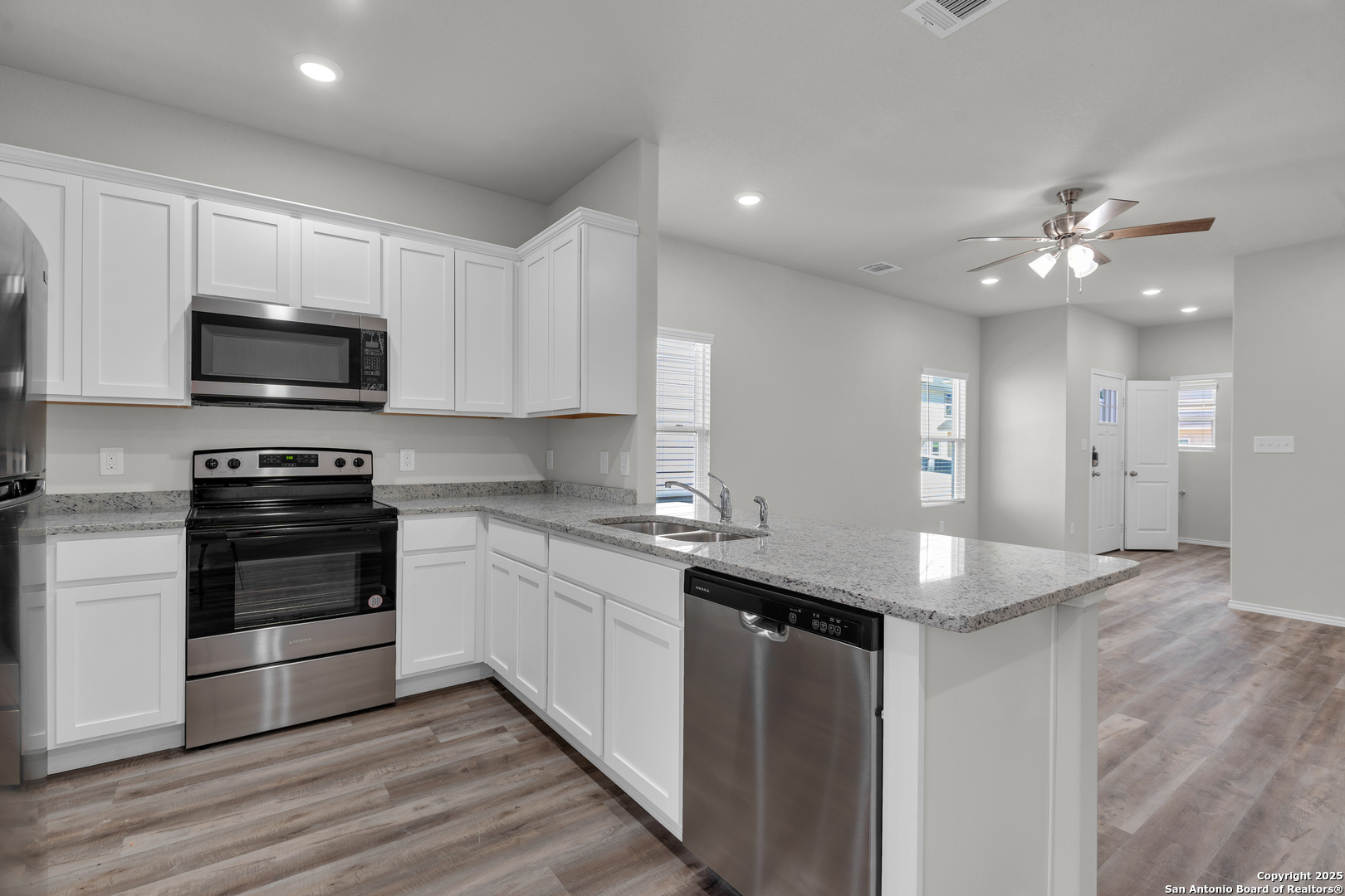 8911 N Fm 1560 305-306 San Antonio TX 78254