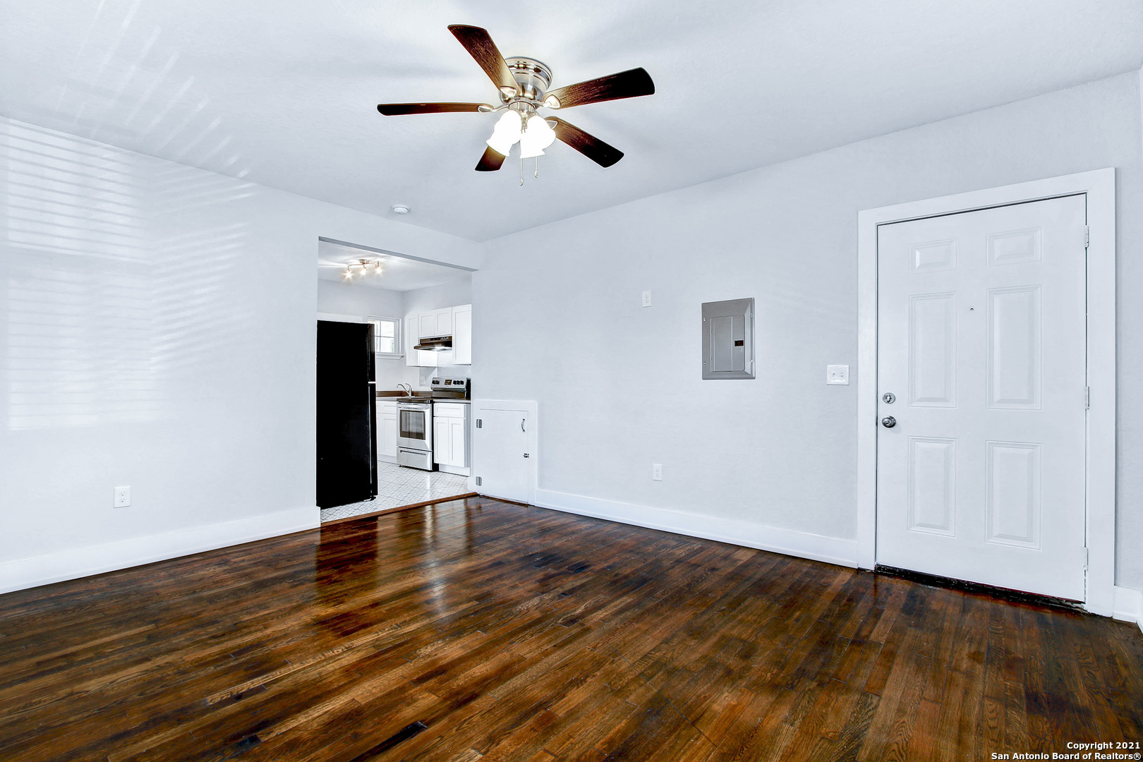 1020 W French Place San Antonio TX 78212