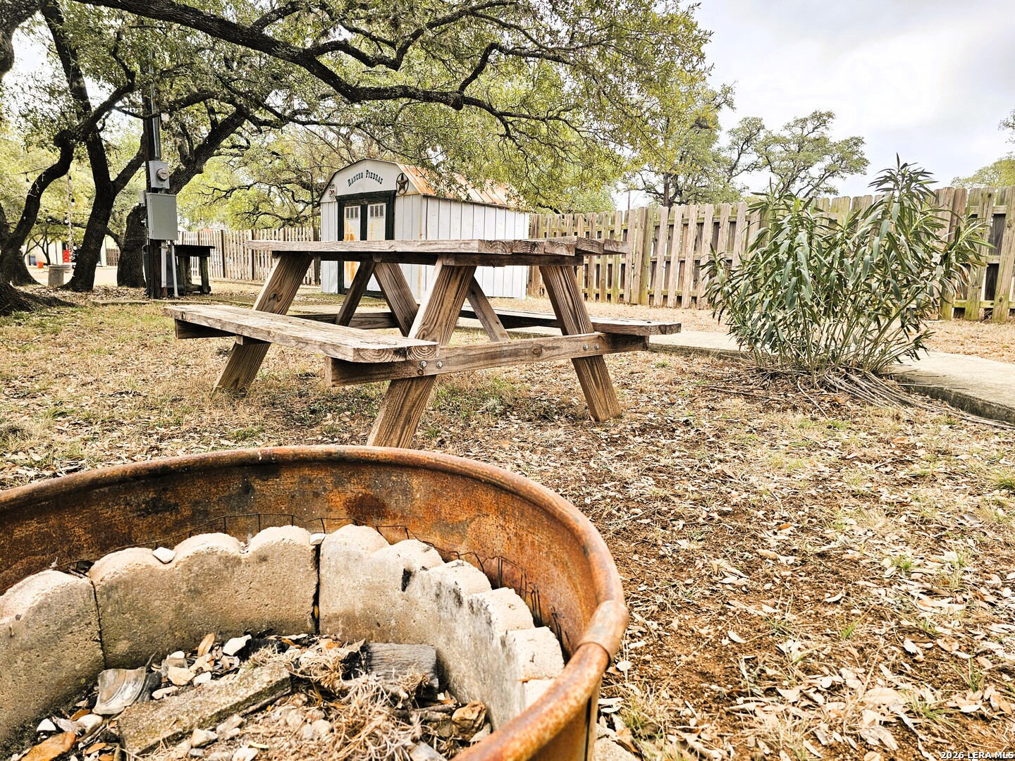 605 Lakeshore Lane Bandera TX 78003