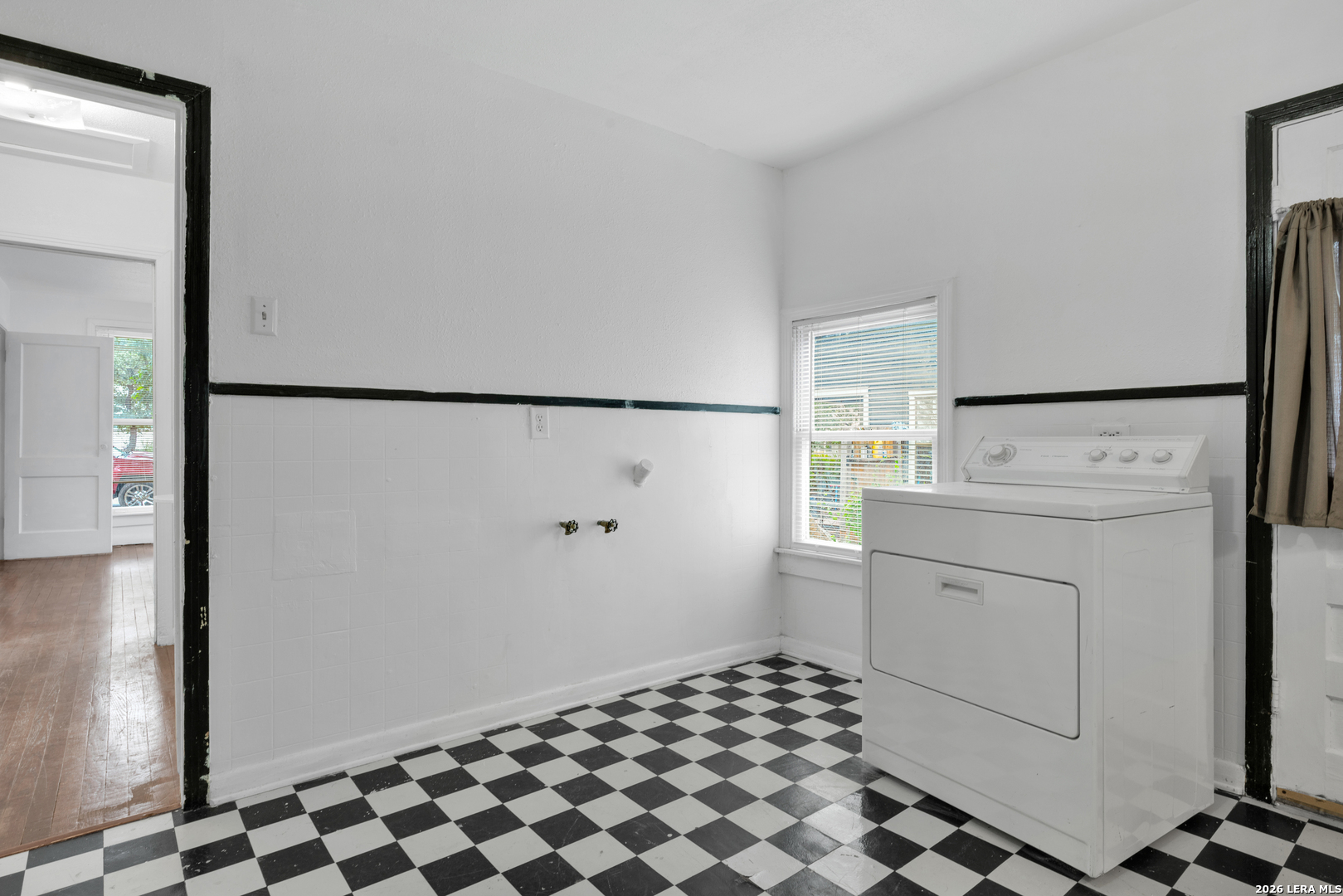 631 W Magnolia San Antonio TX 78212
