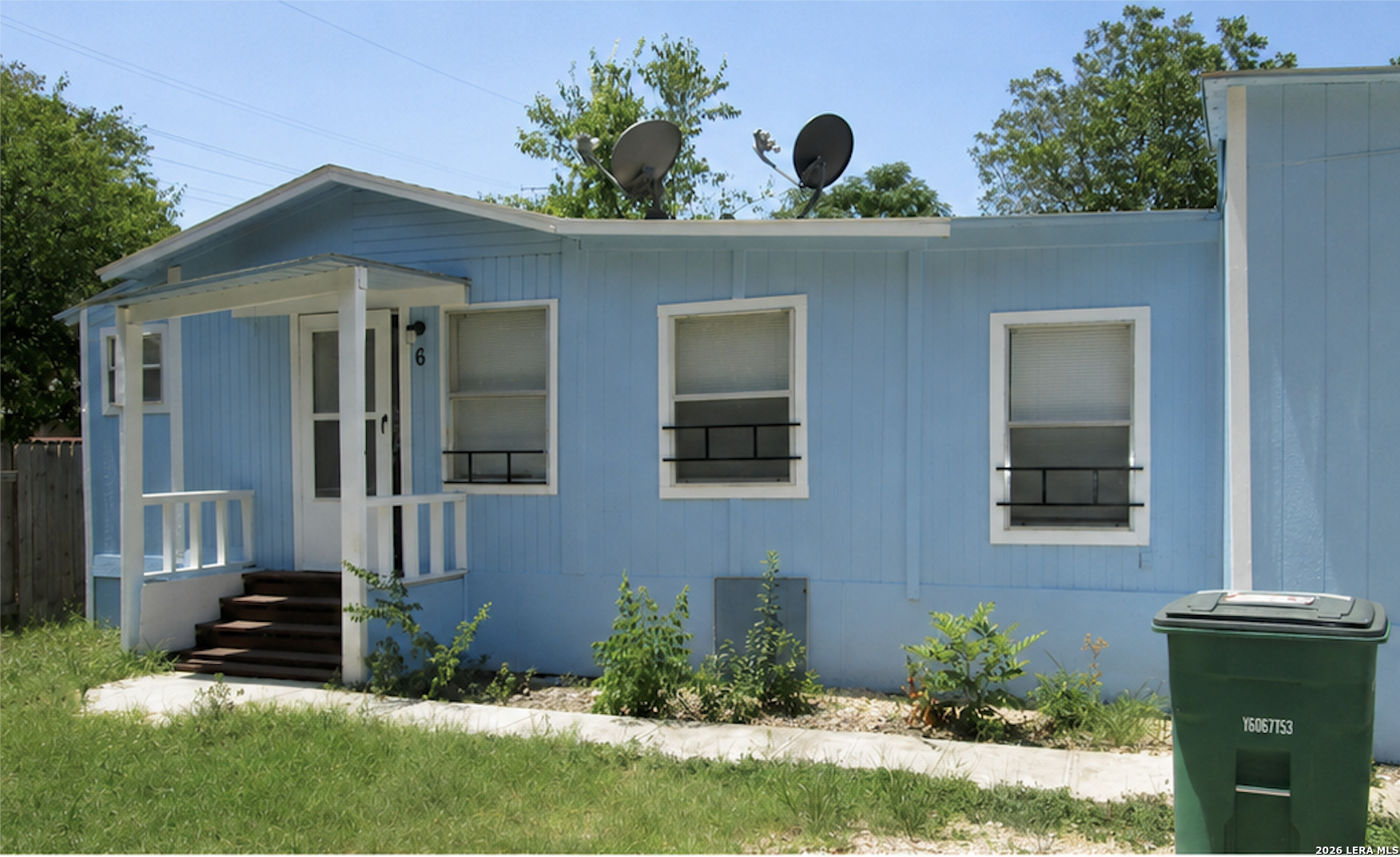 1730 W Poplar San Antonio TX 78207