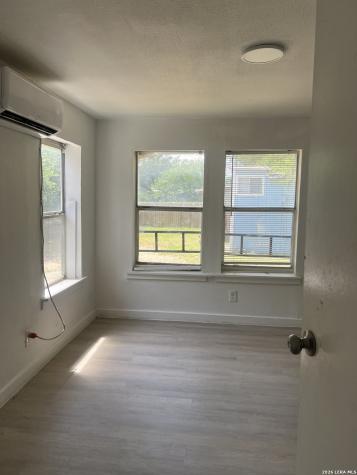 1730 W Poplar San Antonio TX 78207