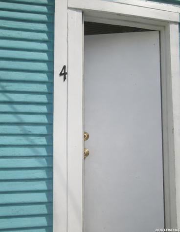 1730 W Poplar San Antonio TX 78207