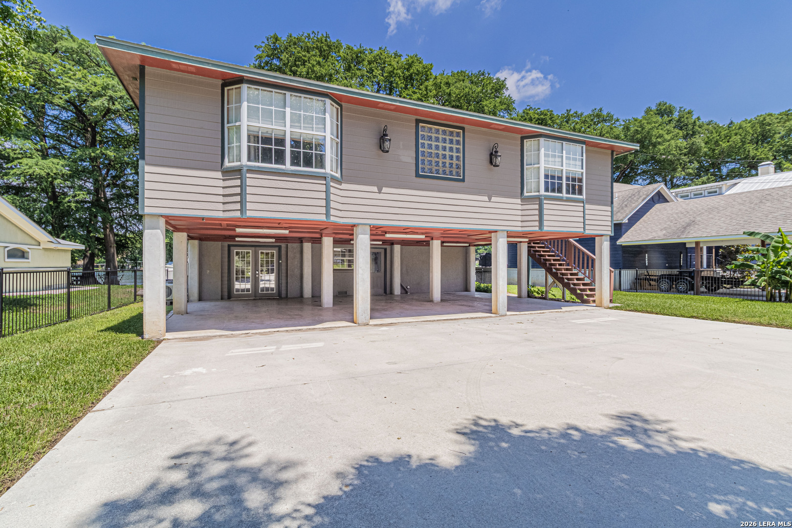 1321 E Zipp New Braunfels TX 78130