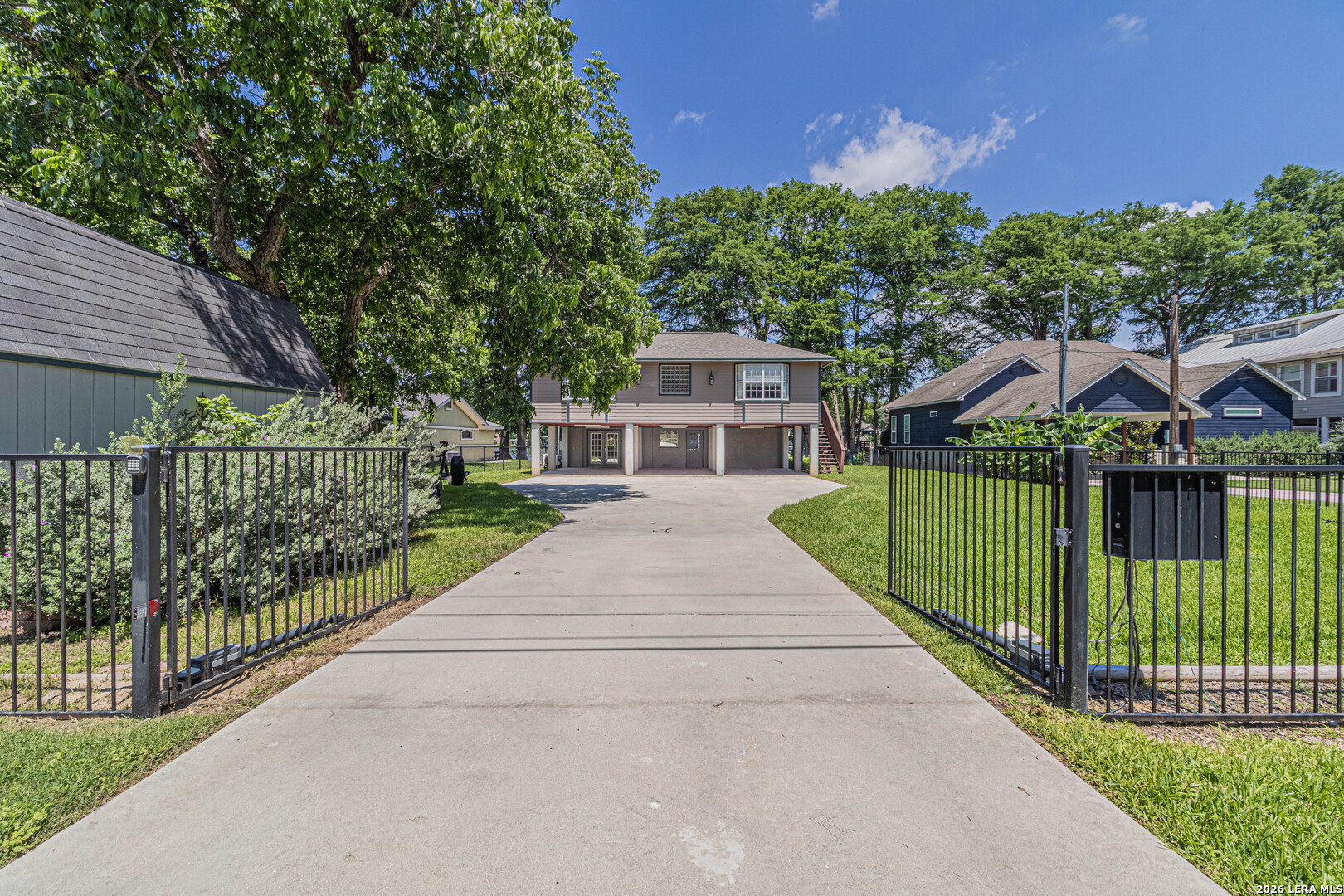 1321 E Zipp New Braunfels TX 78130
