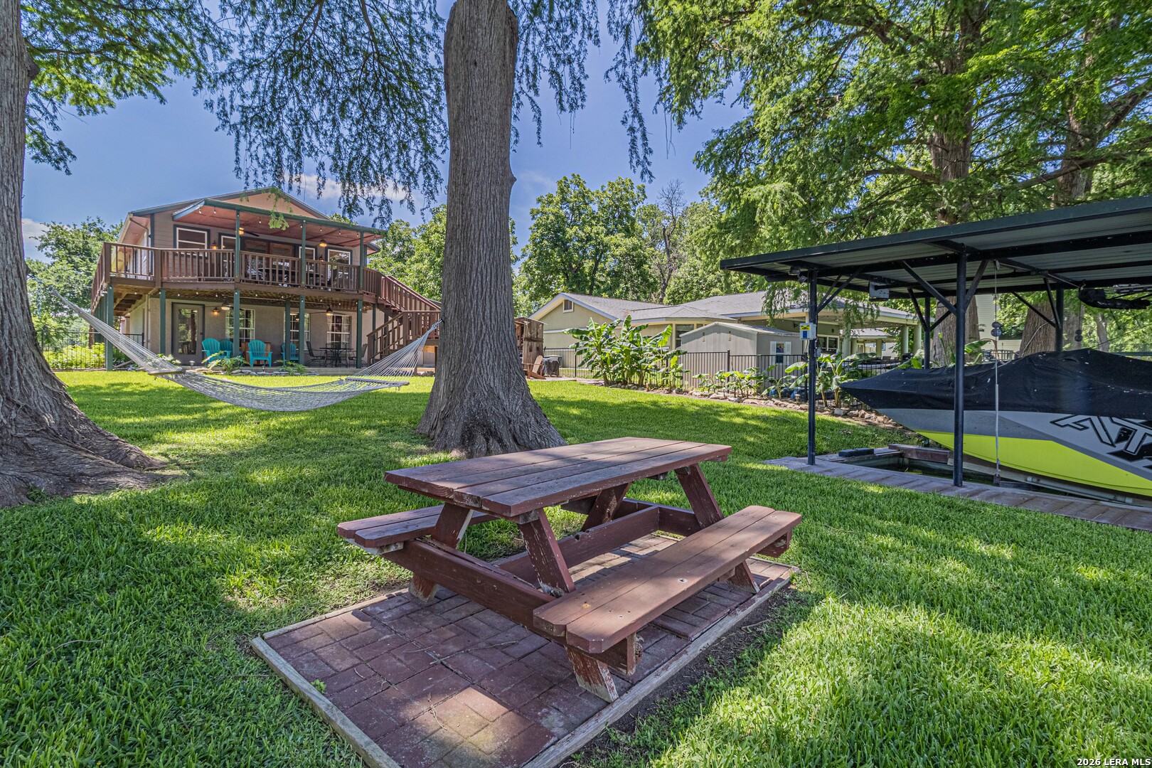1321 E Zipp New Braunfels TX 78130