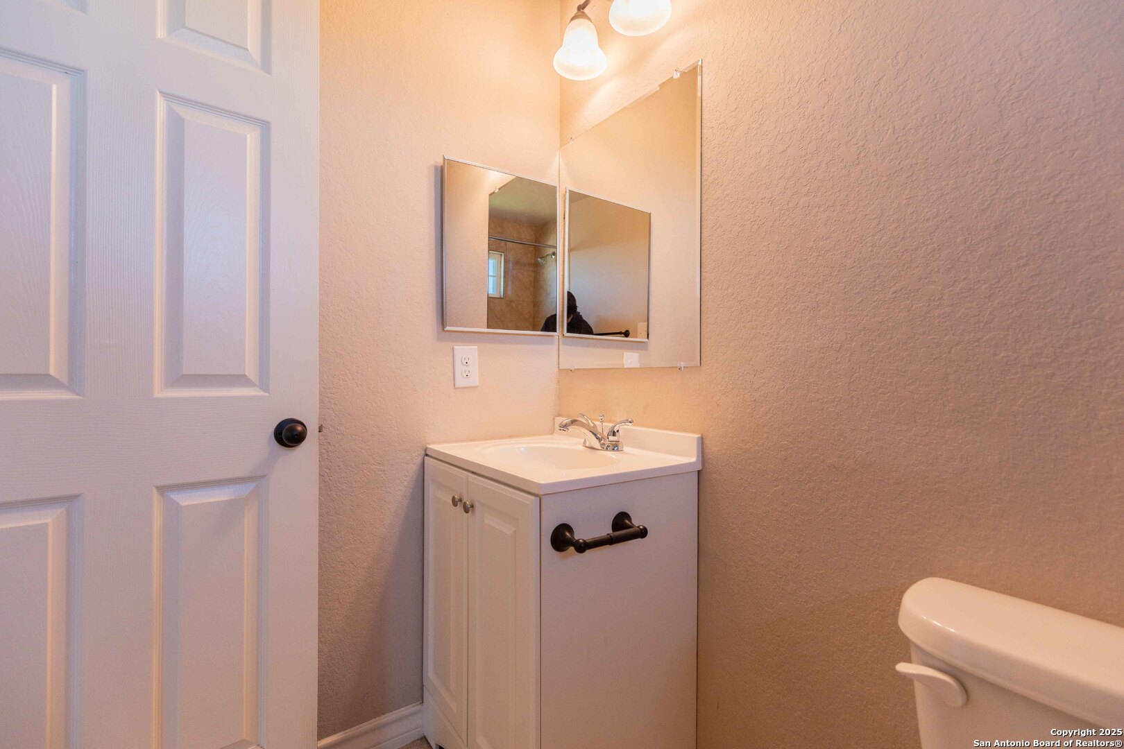7314 Colina Way Converse TX 78109