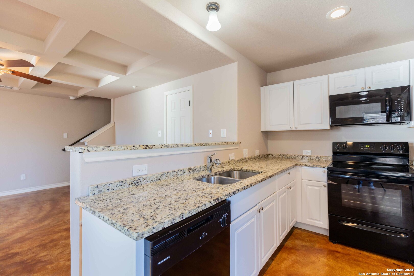 7314 Colina Way Converse TX 78109