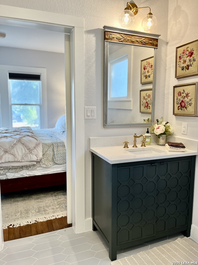 614 E Mulberry San Antonio TX 78212