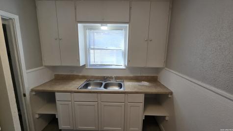 323 Claremont San Antonio TX 78209