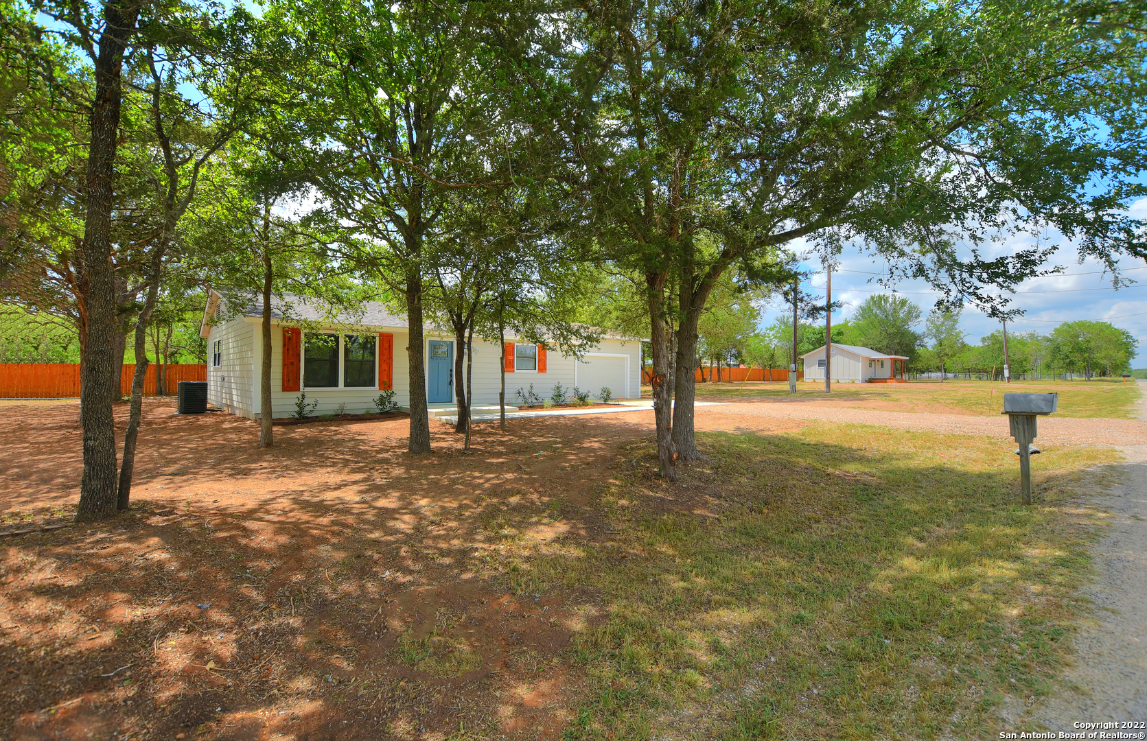288 N Gaines Road Cedar Creek TX 78612