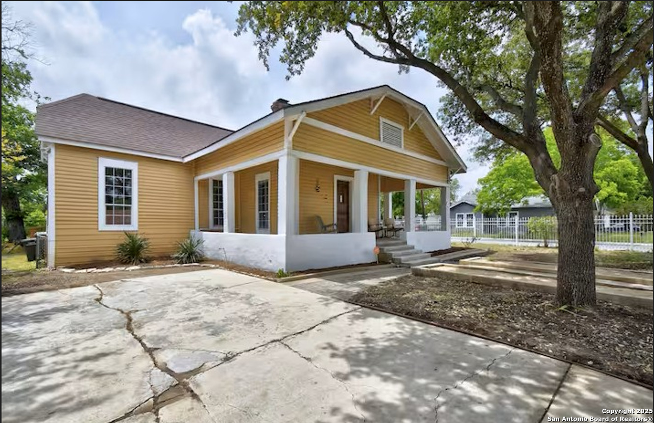 1246 Waverly San Antonio TX 78201