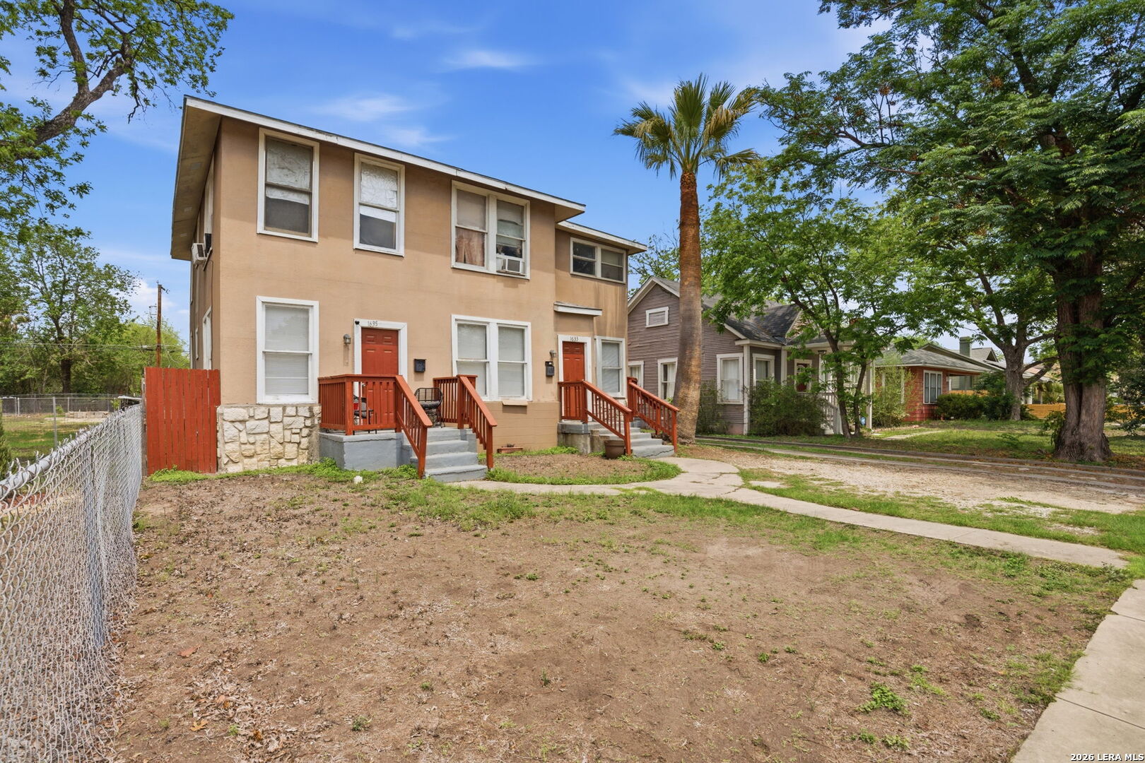 1633 W Woodlawn San Antonio TX 78201