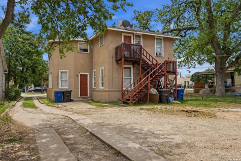 1633 W Woodlawn San Antonio TX 78201