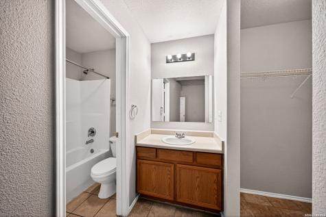 15310 Kamary Lane San Antonio TX 78247