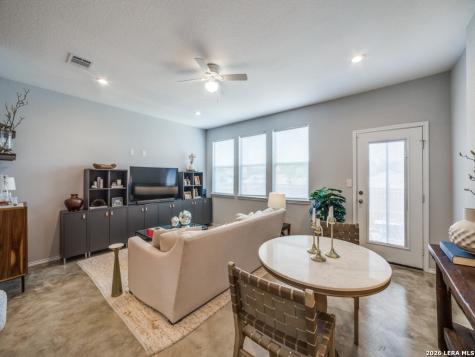 6918 Crestway Road San Antonio TX 78239