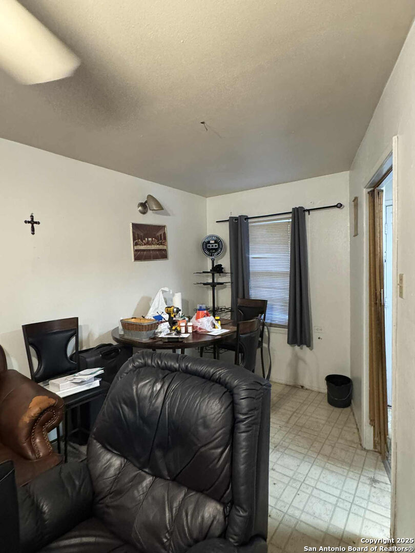 727 Carney Street San Antonio TX 78212