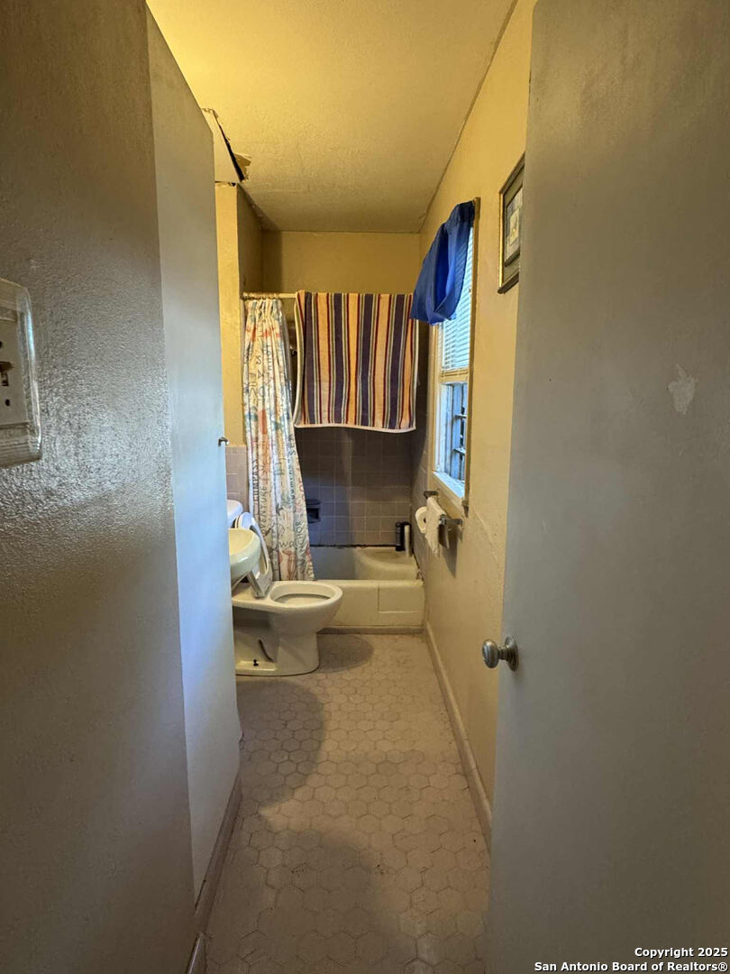 727 Carney Street San Antonio TX 78212
