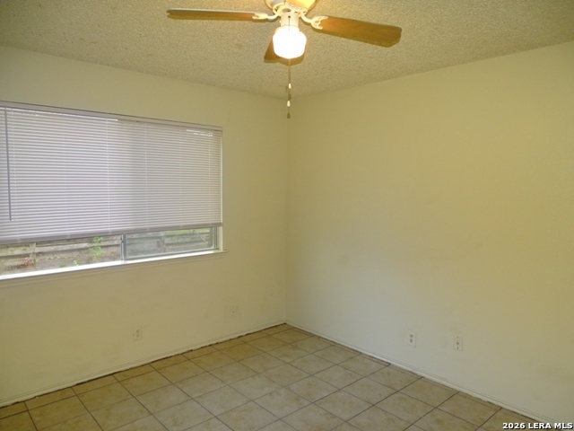 5215 Meadow Rise Street San Antonio TX 78250