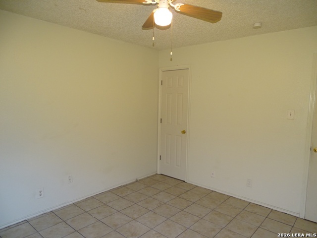 5215 Meadow Rise Street San Antonio TX 78250