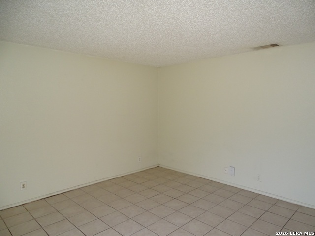 5215 Meadow Rise Street San Antonio TX 78250