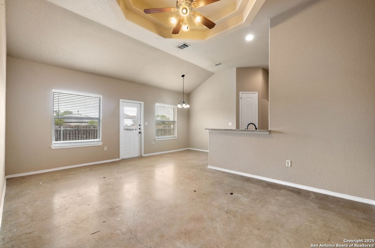 214 Stone Gate New Braunfels TX 78130