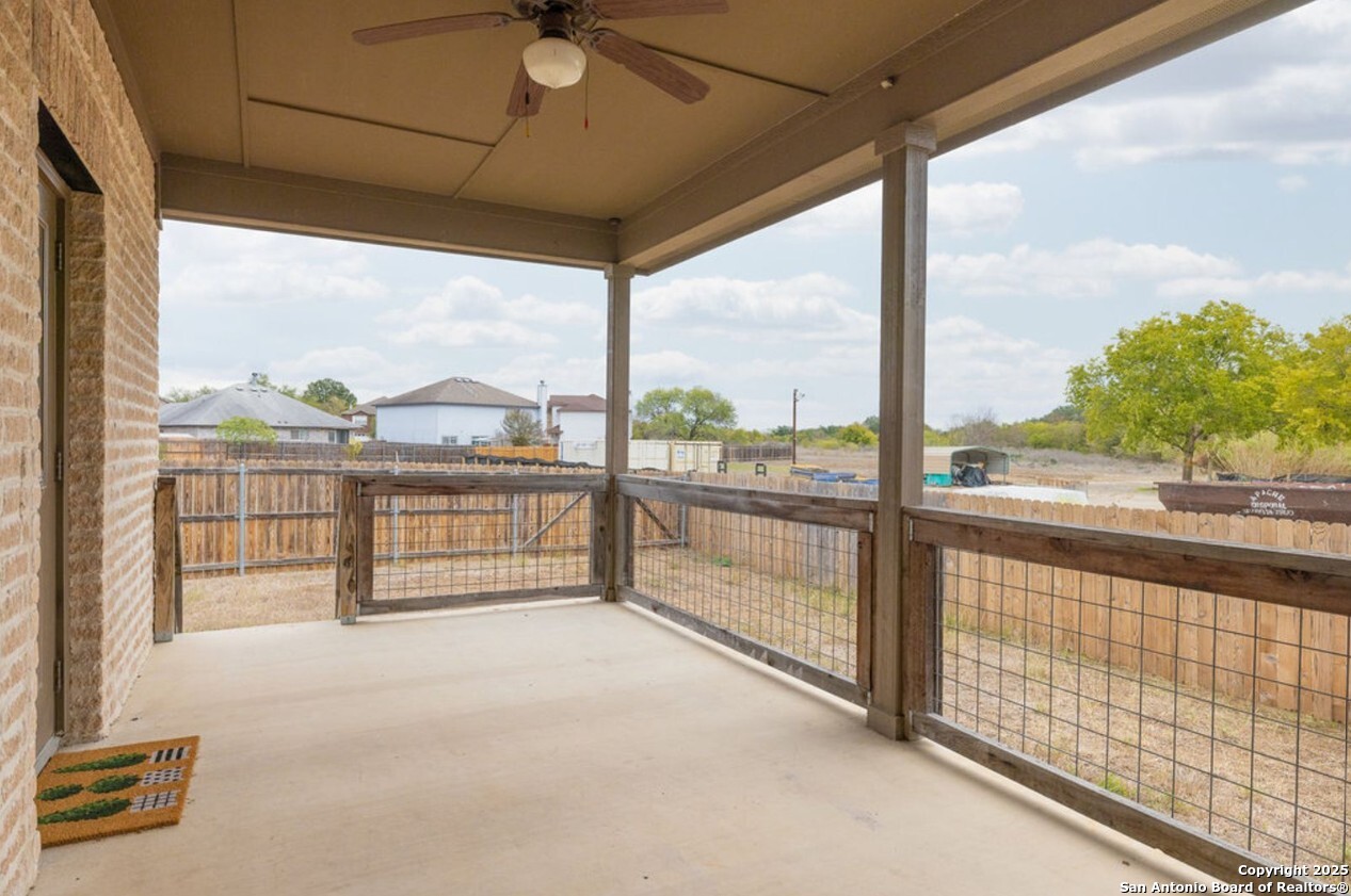 214 Stone Gate New Braunfels TX 78130