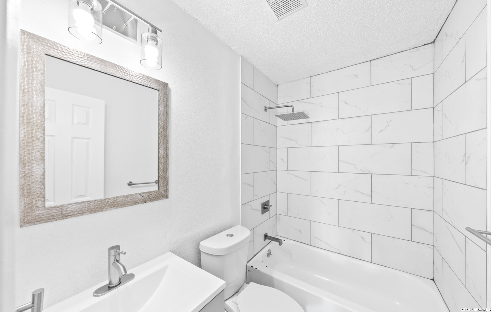 818 Hampton San Antonio TX 78220