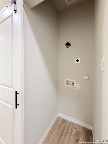 3274 N Ih 35 Natalia TX 78059