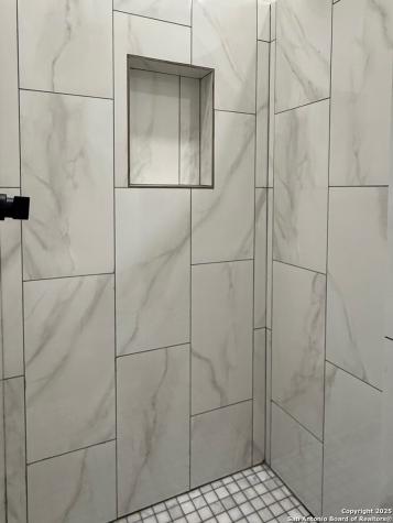 3274 N Ih 35 Natalia TX 78059
