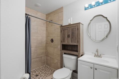 1535 W Laurel San Antonio TX 78201