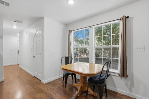 1535 W Laurel San Antonio TX 78201