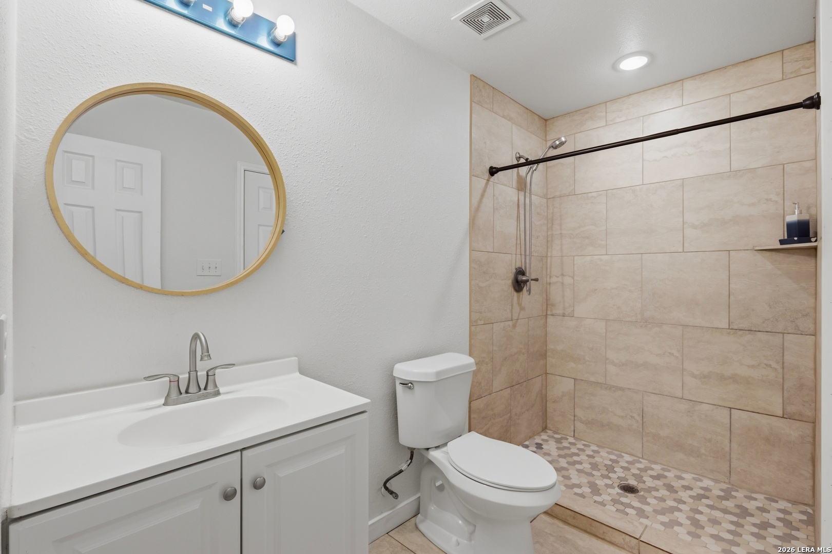 1535 W Laurel San Antonio TX 78201