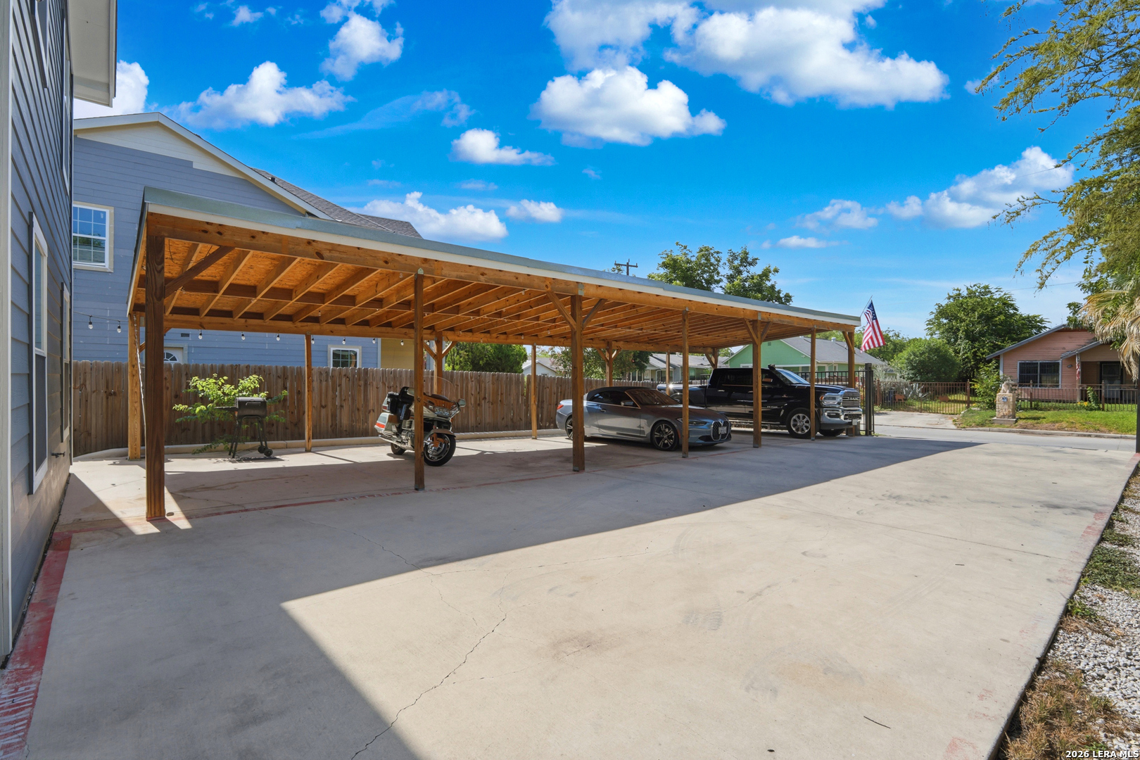 1535 W Laurel San Antonio TX 78201