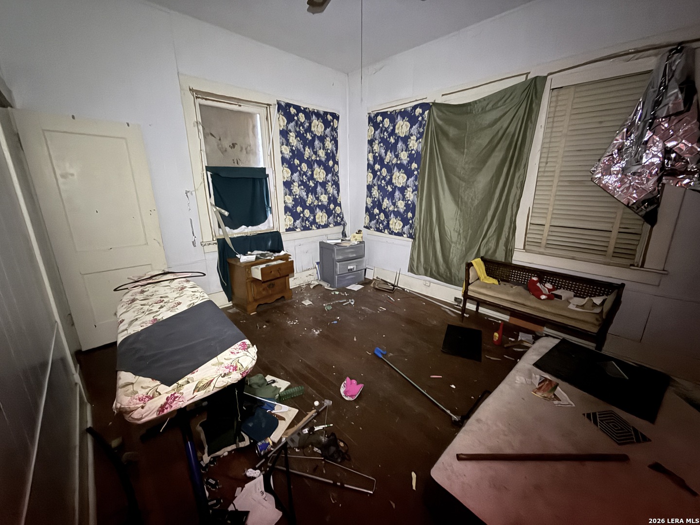 305 W Poplar Street San Antonio TX 78212