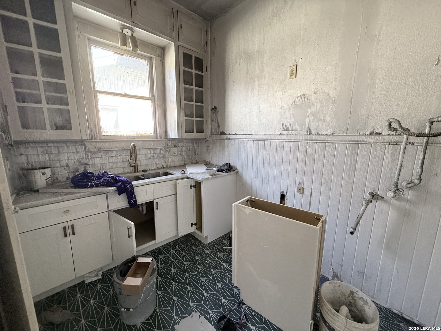 305 W Poplar Street San Antonio TX 78212