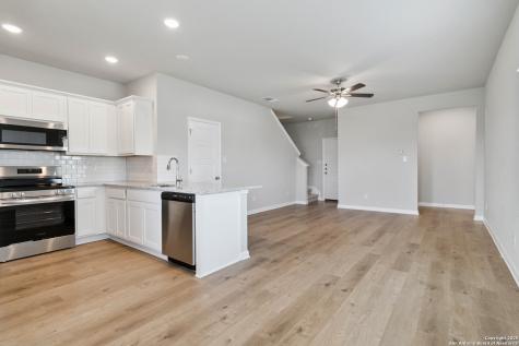 15526 Suess Hill San Antonio TX 78253