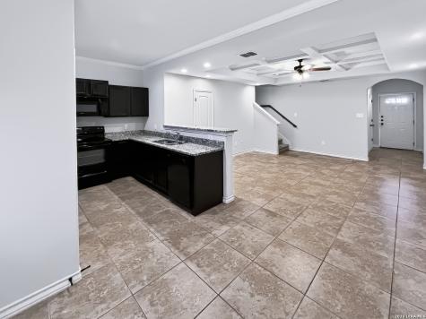 7117 Micayla Cove San Antonio TX 78244