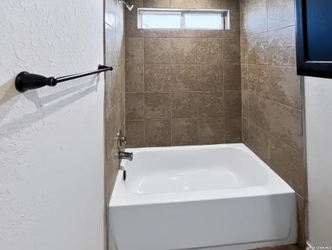7117 Micayla Cove San Antonio TX 78244