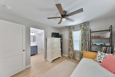 315 W Norwood San Antonio TX 78212