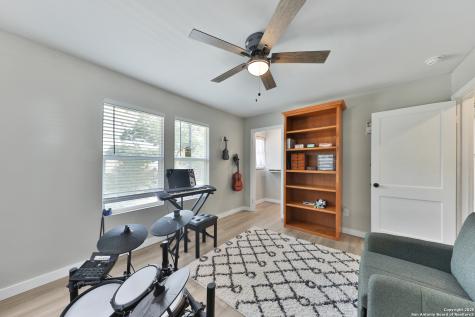 315 W Norwood San Antonio TX 78212