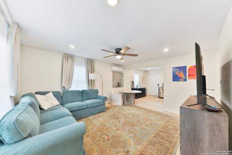315 W Norwood San Antonio TX 78212