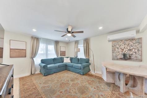 315 W Norwood San Antonio TX 78212