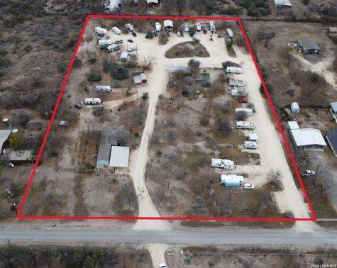 558 Whitetail Drive Uvalde TX 78801