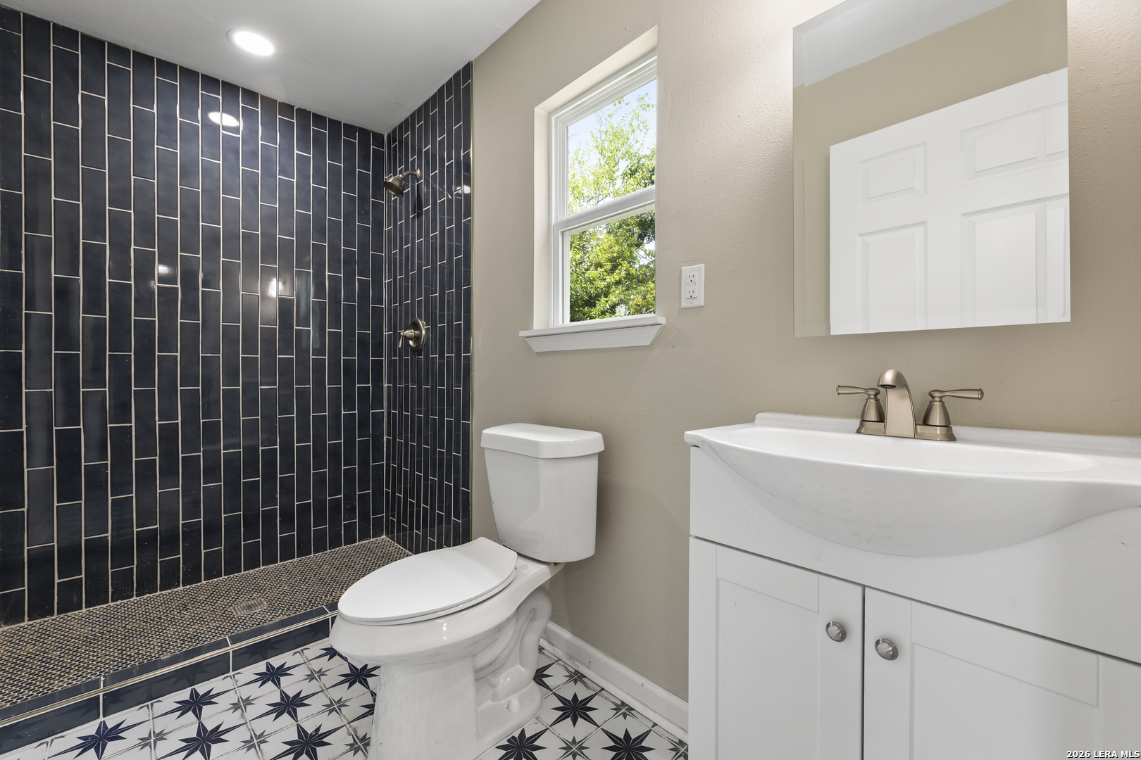 219 Finton San Antonio TX 78204