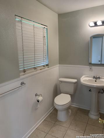 111 Laddie Place San Antonio TX 78201